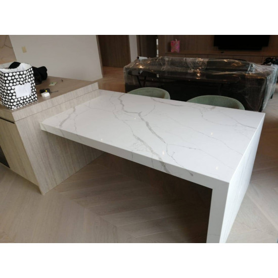 7400 Калакатта Дофине Avant Quartz (Авант)